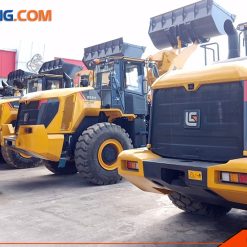 Bãi máy xúc lật 4.2 m3