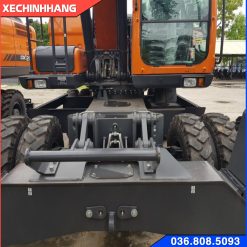 Khung gầm máy múc Doosan 140W