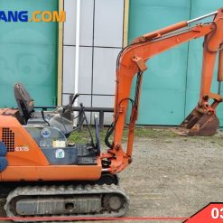 Mặt bên máy xúc mini làm vườn Hitachi Ex15