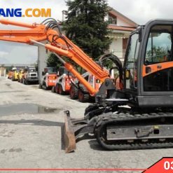 May xuc Doosan 75 banh xich cao su