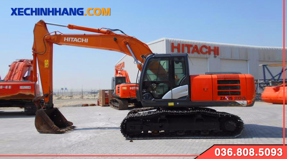 Máy xúc Hitachi 200 tại nhà máy