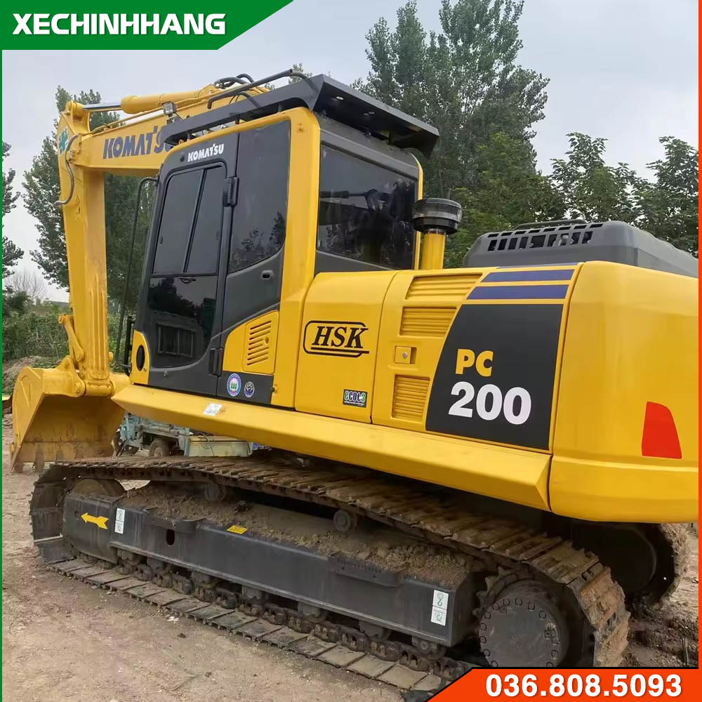Máy xúc Komatsu PC200-8