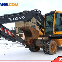 Máy xúc Volvo lốp cũ