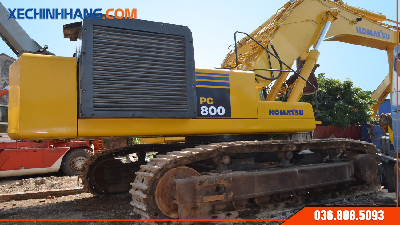 Máy xúc đào Komatsu 800 bánh xích cũ