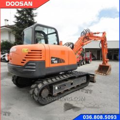 Xe cuốc 03 Doosan