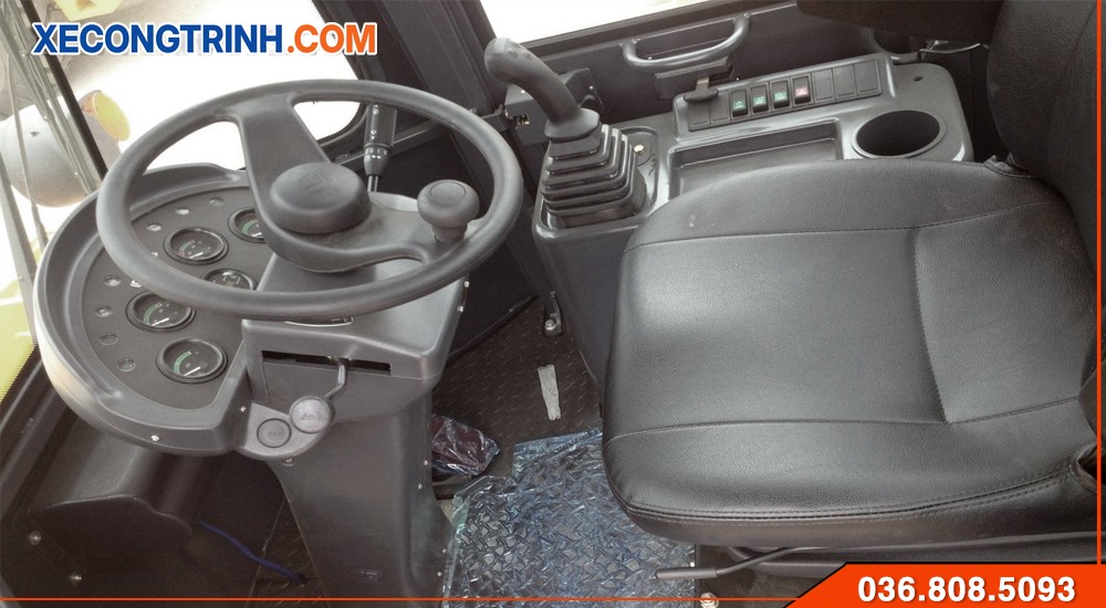 Khoang cabin Máy xúc mini LiuGong CLG836