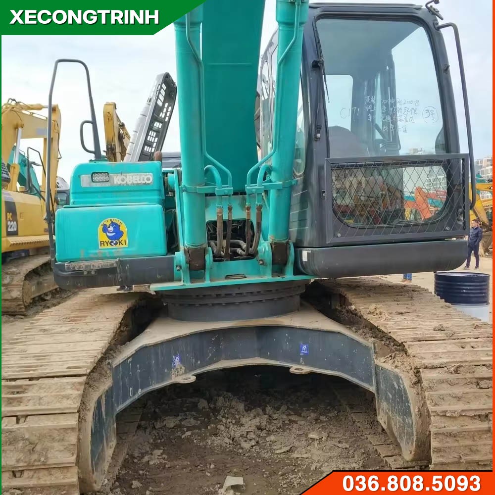 Khung gầm máy Kobelco 200-8