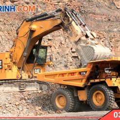 Máy xúc Caterpillar 6020B tại mỏ đất