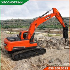 May xuc Doosan 220 banh xich