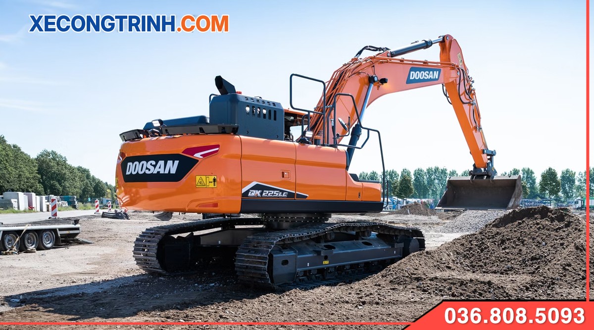Máy xúc Doosan 225 gầu lớn