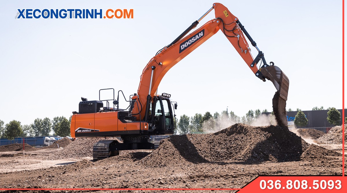 Máy xúc Doosan Dx225 LC