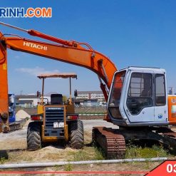 Máy xúc Hitachi EX120 tại công trường