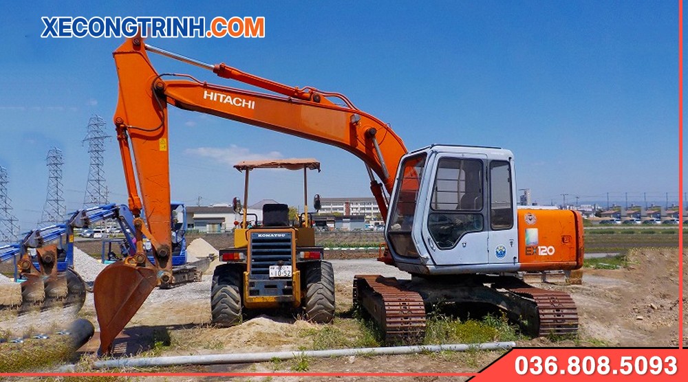 Máy xúc Hitachi EX120 tại công trường
