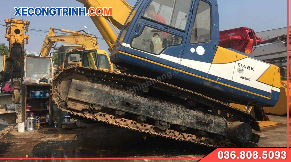 Máy xúc Kobelco 200-1 bánh xích