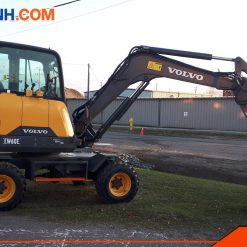 Máy xúc Volvo 60 mới bánh lốp