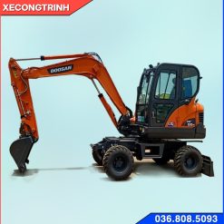 Máy xúc cũ doosan 55w