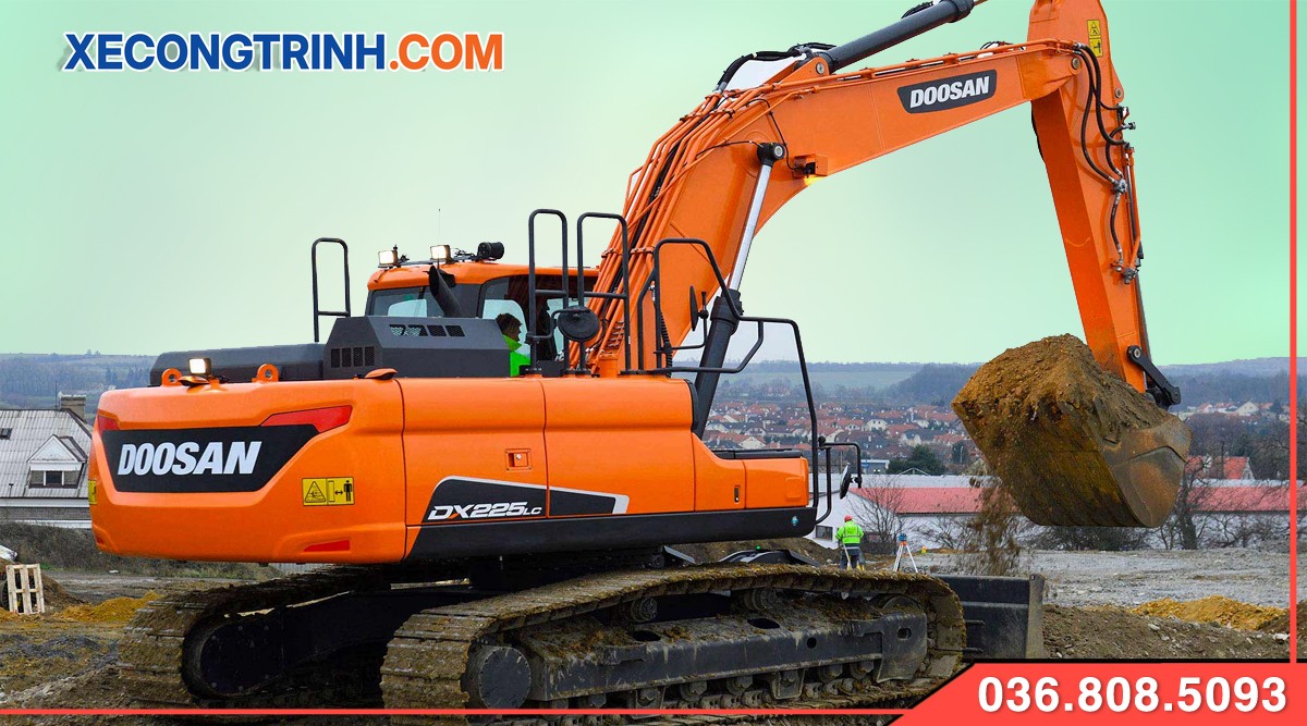 May xuc dao Doosan 225