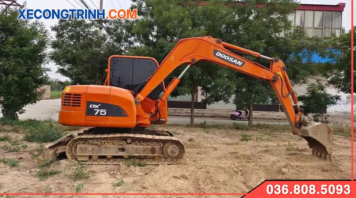 Máy xúc đào Doosan 75