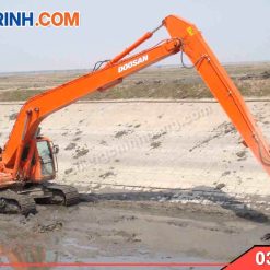 Máy xúc đào cần dài Doosan