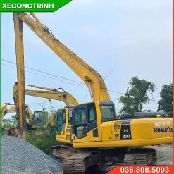 Máy xúc đào cần dài Komatsu 200