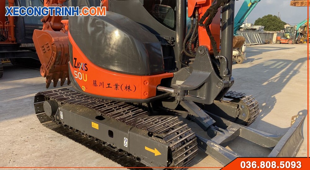Máy xúc đào hitachi 50 bánh xích