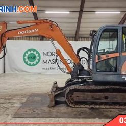 Xe cuoc 03 Doosan 75 cu