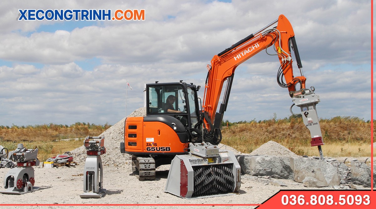 Xe cuoc 03 Hitachi voi Bua may