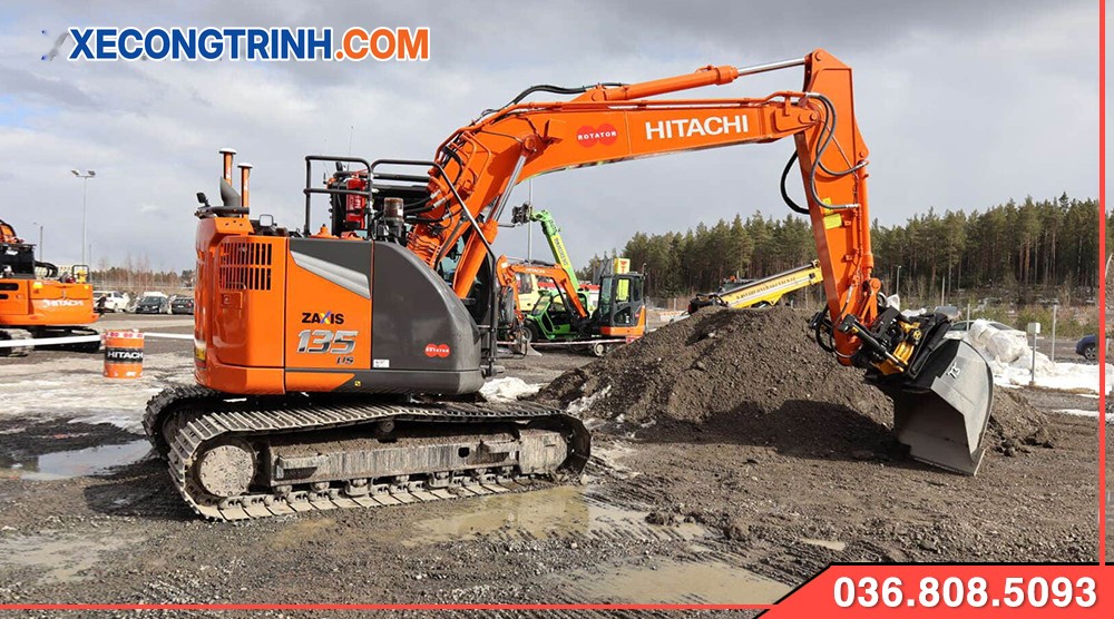 Xe cuốc Hitachi 135 đời 2019
