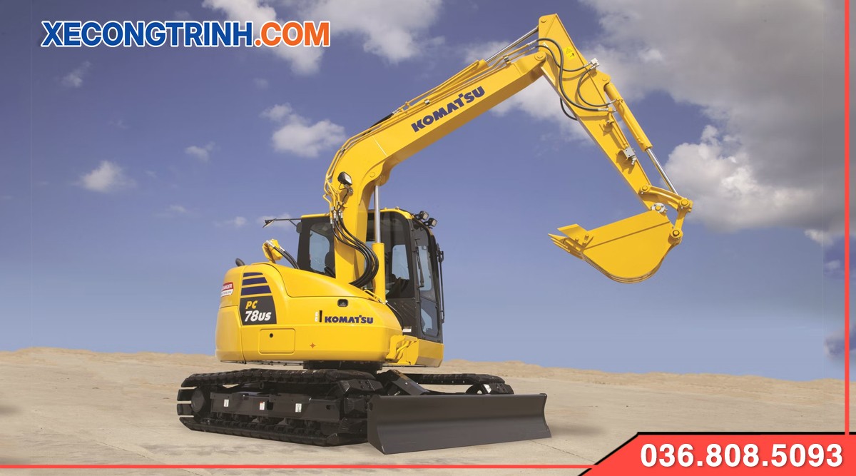 Xe cuốc Komatsu 03 mới 100%