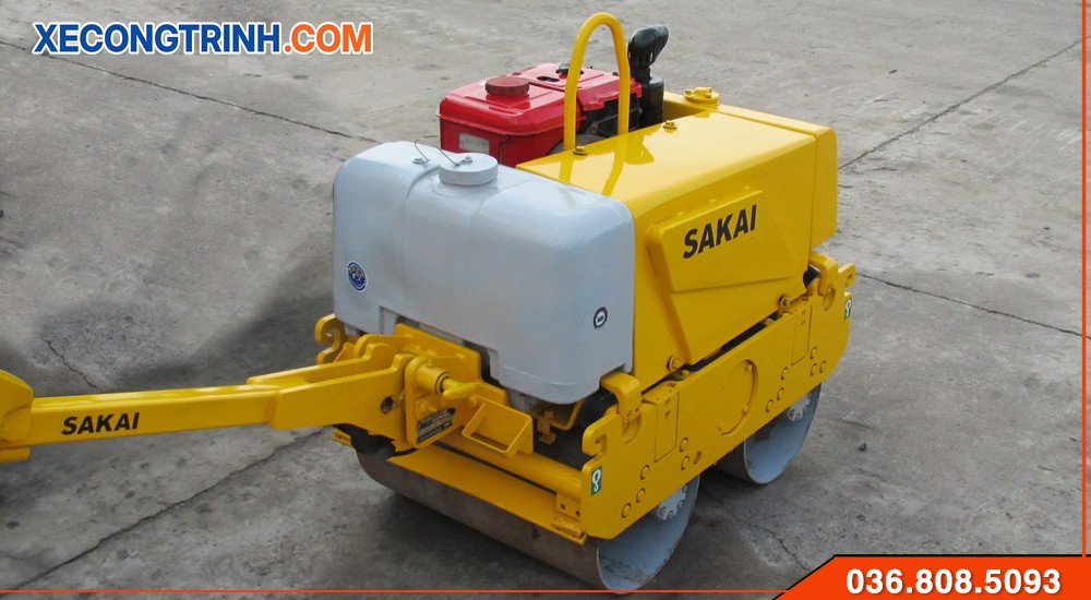 Xe lu 1 tan banh thep