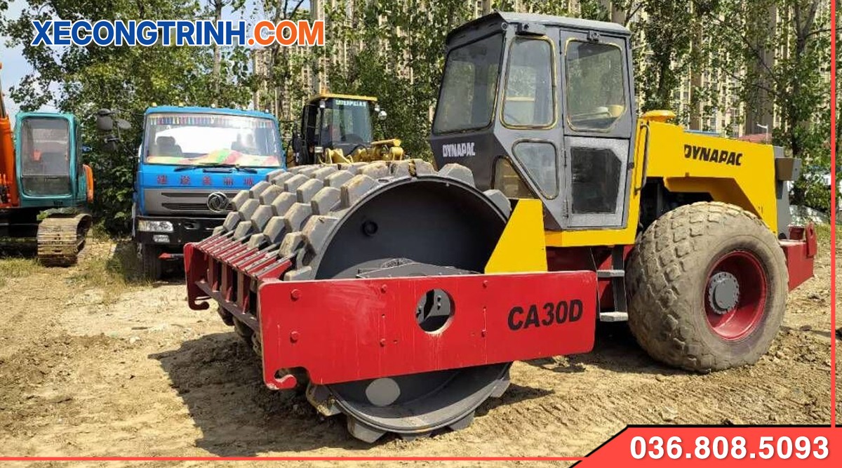 Xe lu bánh nghiền Dynapac CA30D