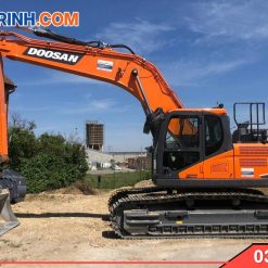 xe xuc dao Doosan 300 banh xich